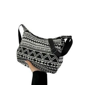 Tribal‎ Pattern Black and White Shoulder Bag